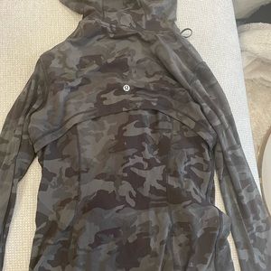 Lululemon hooded define jacket nulu size 8